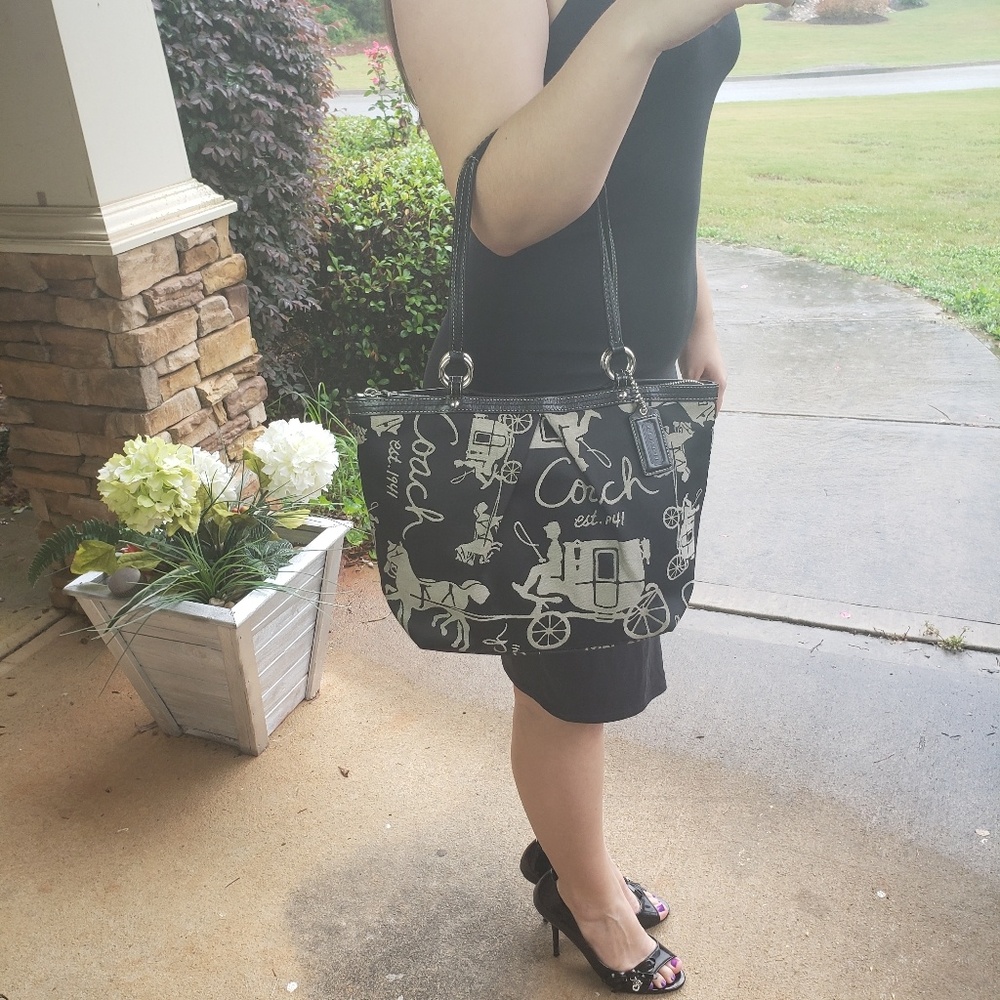 Rare Black & Tan Coach Carriage Bag